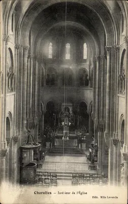 Charolles — Interior da Igreja — Edit. Mlle Lecercle