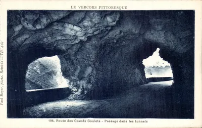 O Vercors pitoresco — Passagem pelos túneis — Paul Boyer, foto. Romans, n°198