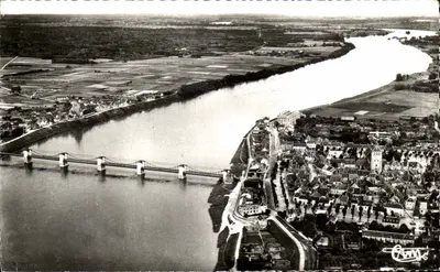 Jargeau (Loiret) — O Ponte sobre a Loire — Bilhete postal antigo da série 'Fotografias da França'