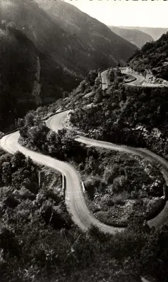 Os Lacos de Septmoncel - Estrada de Saint-Claude para a Faucille — Edição E. PROTET, Rue du Parc, Mont-Dol (Jura)