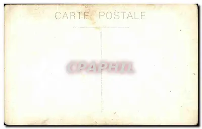 Rue animée avec voiture 1413-67 — Restaurant sous auvent — éditeur non visible — Reverso