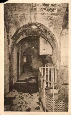 Bilhete postal antigo Fort De Vaux Les Citernes Militaria