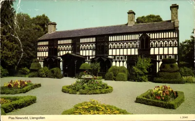 Plas Newydd, Llangollen — casa Tudor com jardins — E. W. Dennis & Sons Ltd. n° L.2040