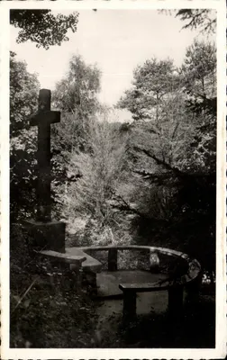 Floresta de MERVENT (Vendée) — Pierre Brune, O Calvário, do P. Montfort — E.C. Paris