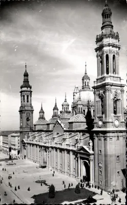 Zaragoza — Basílica Nossa Senhora do Pilar — Éditions Sicilia