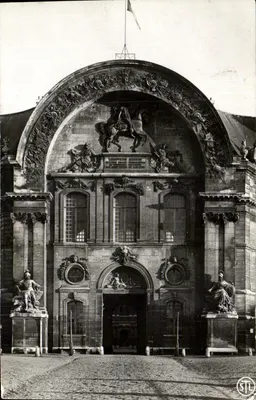 Bilhete postal semimoderno Porta Da Cour D'Honneur Paris