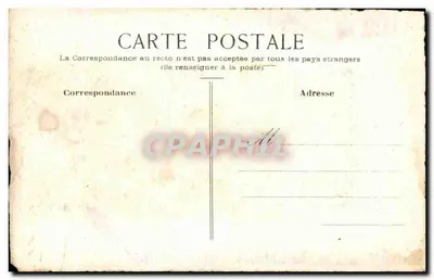 Mulher em vestido rosa alimentando pombos — A Amizade é um perfume que embala a vida — Lamaze & Cie — Verso