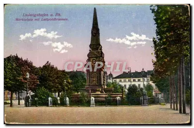 Ludwigshafen a. Rh. — Mercado com o Luitpoldbrunnen — editor não visível