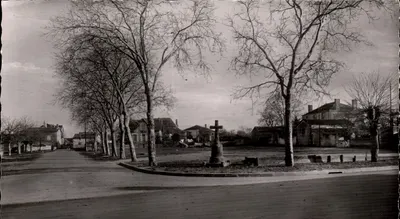 PERSAC (Viena) — A estrada de Nérignac e a Cruz do Maquis — Foto de Macon