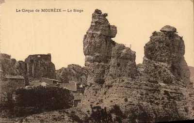 O Circo de MOURÈZE — O Macaco