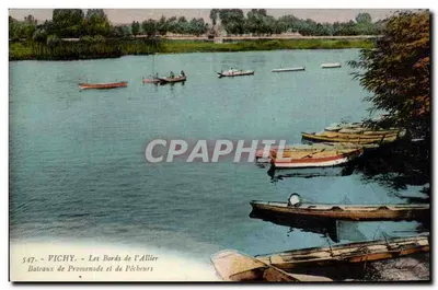 Vichy — As margens do Allier — Barcos de passeio e de pescadores — Béguin & Vichy, n°547