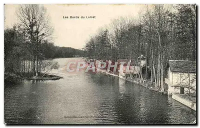 As Margens do Loiret — vista do rio com edifícios — Nouvelles Galeries Parisiennes