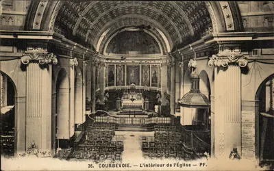 Courbevoie — O interior da Igreja — PF. n°26