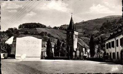 Le Fronton — A Igreja — S.N.E. NARBO