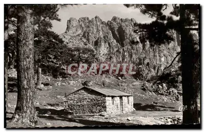 Col de Bavella — vista do col e do abrigo — Cie des Arts Photographiques, Paris