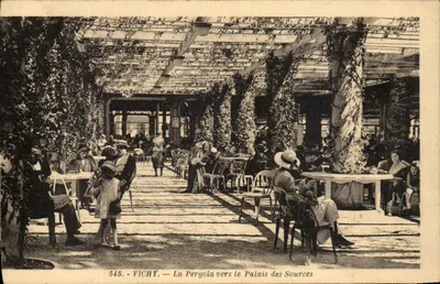 Vichy — La Pergola vers le Palais des Sources — Édition Allier