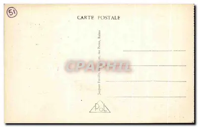 Fort La Pompelle — Vestiges des blockhaus et ruines des défenses Nord. Au second plan, bâtiment élevé sur l'emplacement de la ferme d'Alger et Monument aux Morts — Rewers