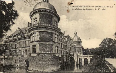 Saint-Georges-sur-Loire — Le Château de Serrant — L. V., phot.