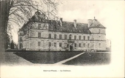 Ancy-le-Franc — O Castelo