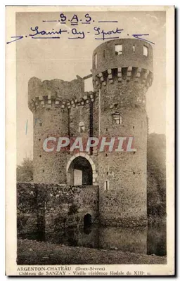 Castelo de Sanzay — Velha residência feudal do século XIII — Argenton-Château (Deux-Sèvres)
