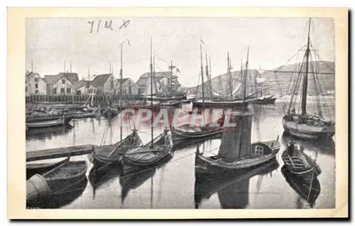 Porto de pesca — vista de muitos barcos a vela e a motor — editor não identificado