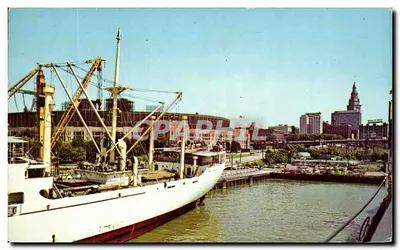 Porto de Cleveland — vista do porto e do estádio com skyline — Masticromé