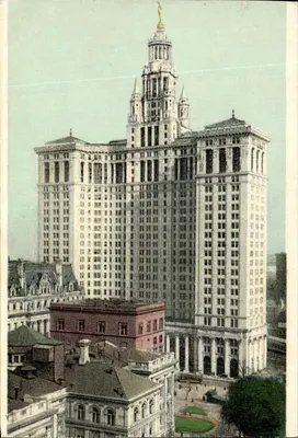 Le Grand Detroit — Édifice monumental avec dôme doré — éditeur PHOSTINT, Detroit Publishing Co.