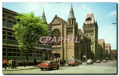 Universidade de Manchester — vista do edifício principal — editor Colourmaster International