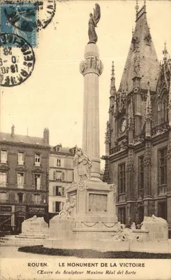 Rouen — O Monumento da Vitória — obra do escultor Maxime Réal del Sarte