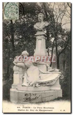 PARIS — O Parc Montceau — Estátua do Guy de Maupassant — C. M.