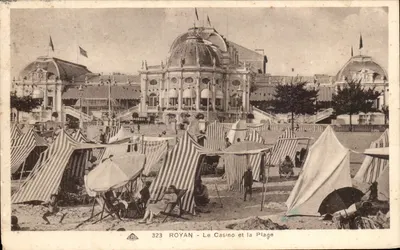 Royan - Le Casino et la Plage — CPA n°323, éditeur A.B.C.