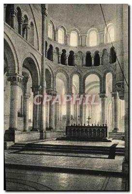Fontgombault — A Igreja Abbatial — O Santuário — Edição da Abadia de Fontgombault
