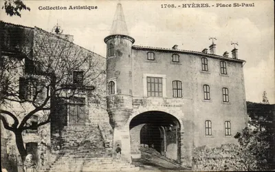 Hyères - Place Saint-Paul — éditeur Giletta Frères, Nice, n° 1708