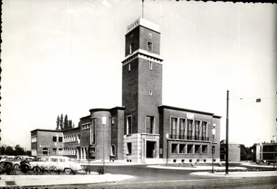Marcinelle : Hotel de Cidade — editor Sindicato Iniciativa Marcinellois, número de série não visível