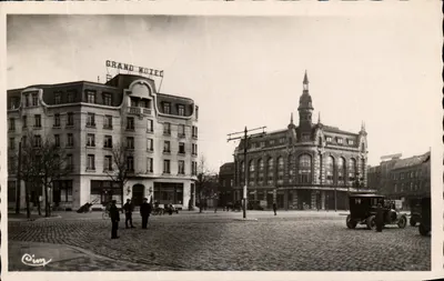 Valenciennes (Nord) — Place de la Gare — vue de l'Avenue du Commerce — Photo Quiller NACON