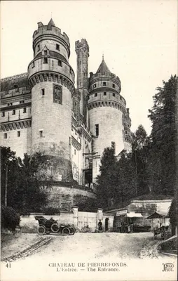 Château de Pierrefonds — L'Entrée — NDHOT, n°41