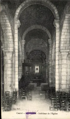Lanobre — Interior da Igreja — Barhat, imp. Bort