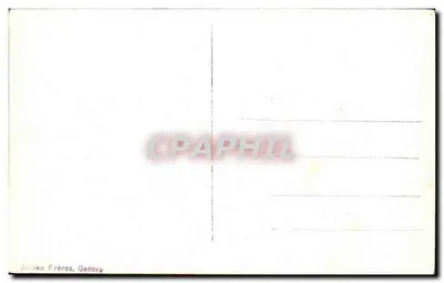 Na Col de Goux — widok z dawnej chatki z dwoma mężczyznami przy stole — wydawca Julien Frères, Genewa — Rewers