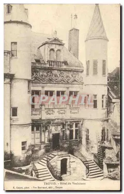 Troyes — Hotel Vauluisant — E. Guyot, fot. — Vve Bertraud, wyd., Troyes