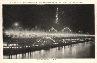 Exposição Internacional dos Artes Decorativas - Paris 1925 — Vista noturna — A.P.