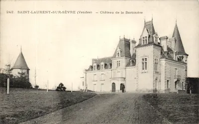 Saint-Laurent-sur-Sèvre (Vendée) — Castelo da Barbinière