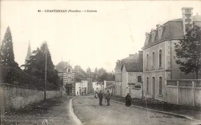 Bilhete postal antigo Chantonnay A Entrada