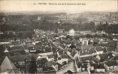 Troyes - Panorama pris de la Cathédrale (côté Sud) — L. Maitre, Troyes, n°26