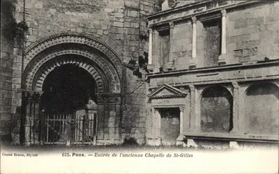 Pons — Entrada da antiga Capela de St-Gilles — Clichené Braun, depositado, n°621
