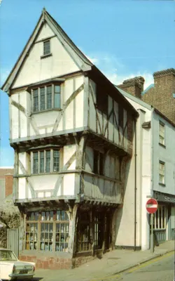 A casa que se moveu — Exeter — Photo Precision Limited, EXE 108