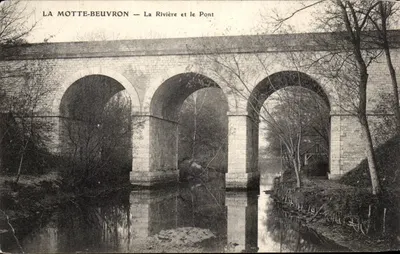 La Motte-Beuvron — A Ribeira e o Ponte