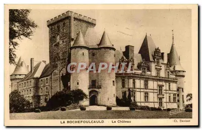 La Rochefoucauld — O Castelo — Cl. Denizot