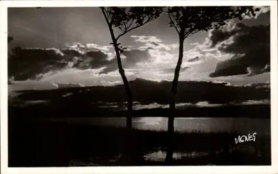 Lago de Léon — Noite de tempestade — Foto VIGNES