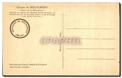 Estátua da Resignação — Ossuário de Douaumont — Estátua oferecida por Madame Berthe Girardet — Verso