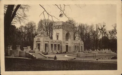 Monument da Escadrilha La Fayette — Saint-Cloud — editor La Française, n°44